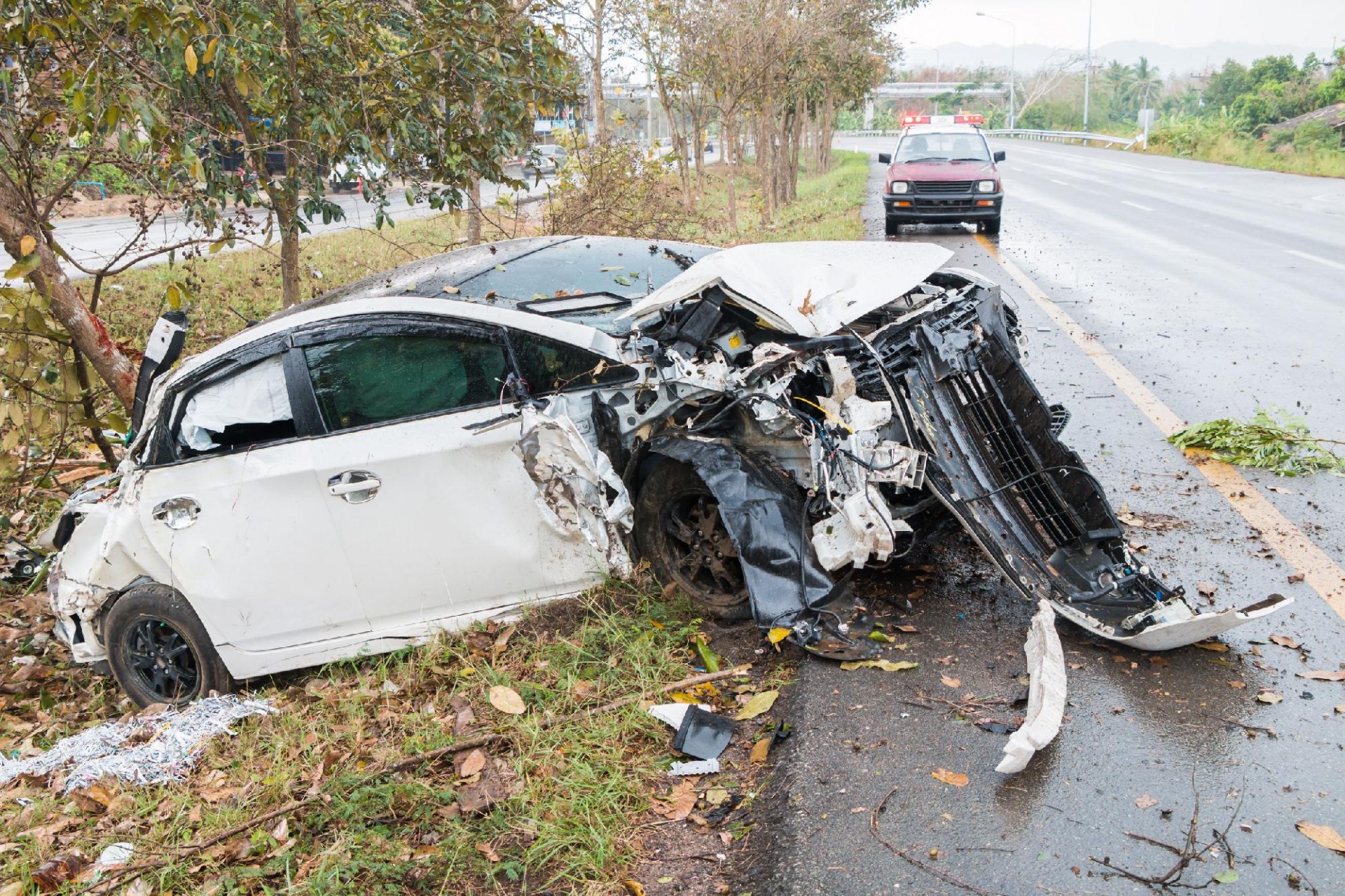 Motor és autó ütközött össze