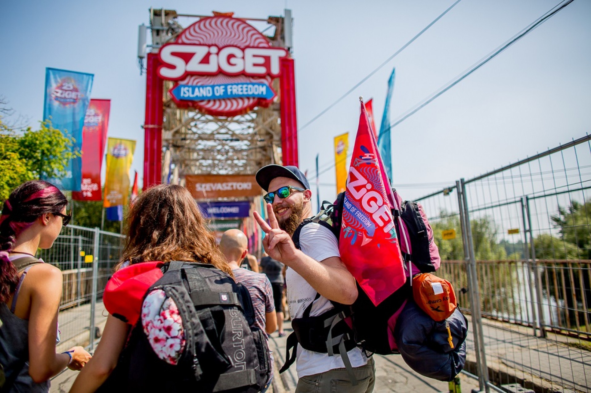 Kezdődik a Sziget, indul a Love Revolution